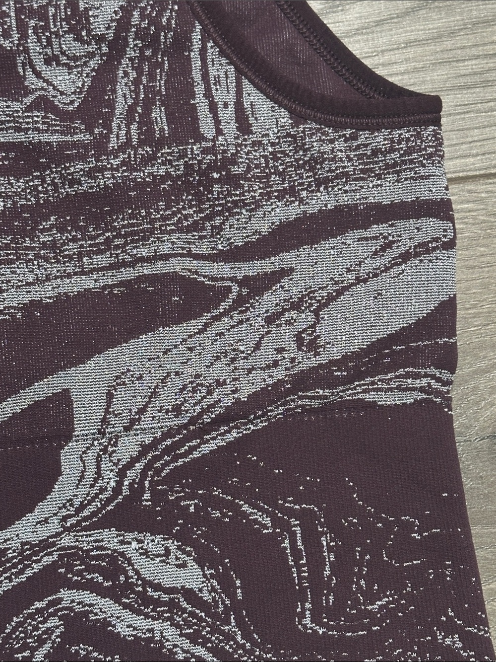 Athleta Aurora Seamless Shine Crop Tank Top Purple Silver Size Medium - Picture 3 of 7